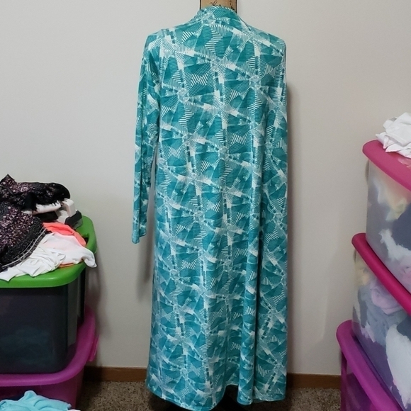 Nwt xl lularoe sarah. Geometric aqua design. - Picture 3 of 4